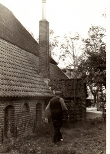 F10 Boerderij Baank met aangebouwde bakoven, 1965